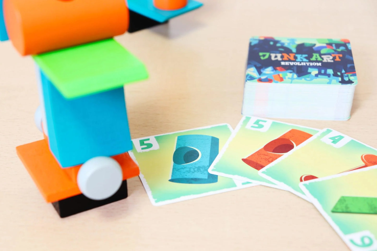 Junk Art Revolution, Juego de Mesa